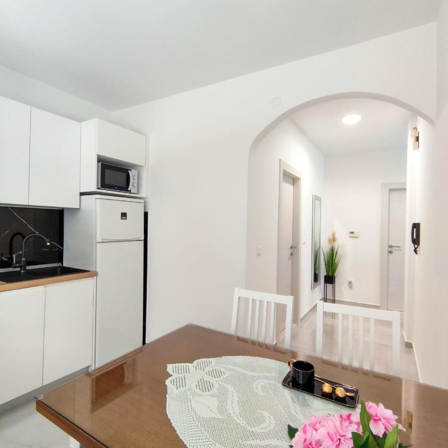 Apartman Rivana Baska Voda Exterior photo